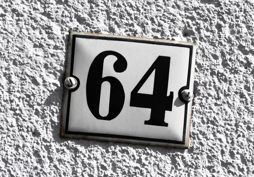 Hausnummer 64