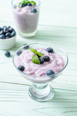 yogurt with fresh blueberries