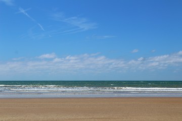 mer à marée basse en Vendee à Saint Gilles croix de vie