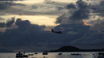 Seychellen - Abendstimmung an der Grand Anse 