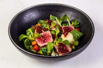 Grilled tuna salad