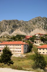 Fototapeta na wymiar Village de Leskovik (Albanie) 