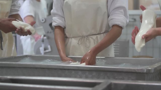 4K genuine mozzarella production process