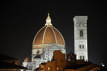 Fototapeta premium view of the city of Florence, in Italy, during a sunny day in winter