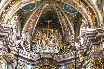 Fototapeta na wymiar Святая Троица. Санкт Пёльтен