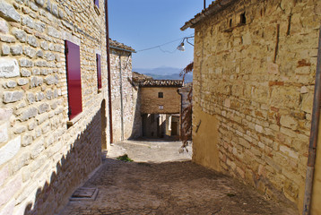 Borgo antico marchigiano