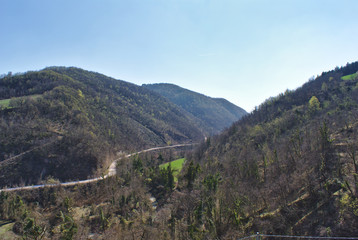 Strada di montagna vista da Torricella