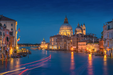 Obraz na płótnie Canvas Blue hour at the Canale Grande in Venice 