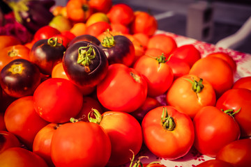 tomatoes at farmers market