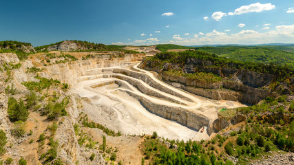 Certovy schody limestone quarry, Koneprusy, Czech republic - obrazy, fototapety, plakaty