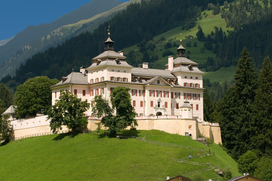 Schloss Wolfsthurn im Ratschingstal in S&uuml;dtirol