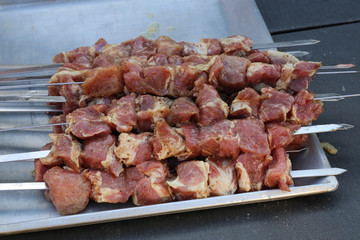 Shish kebabs are fried on the grill
