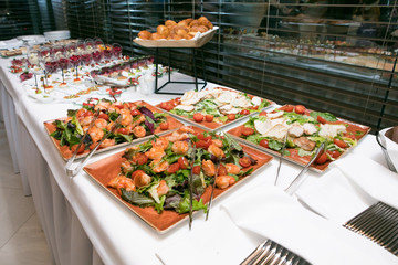 banquet table