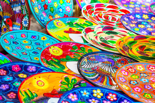 Plates in the traditional Mexican style. Souvenirs from Chichen Itza, Yucatán, Mexico.