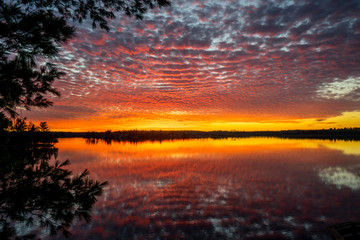 Fototapeta na wymiar October Sunset - Caribou Lake