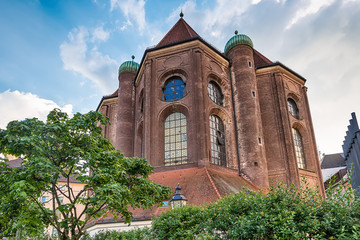 Fototapeta premium Munich, Germany June 09, 2018: View to the parish church of St. Peter, Munich, Bavaria.