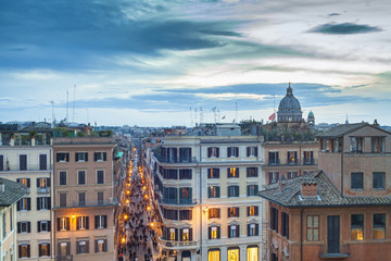 Fototapeta na wymiar cityscape of Rome at dusk. Italy