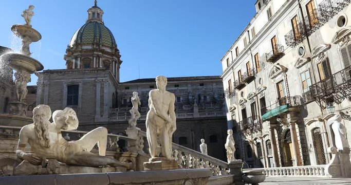 Pretoria Fountain of Palermo - "Fontana della Vergogna" - Palermo, Sicily, Italy - 4k