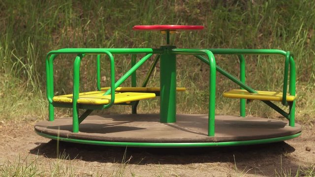 empty retro carousel motion

