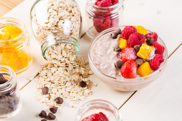 raspberry mango and dark chocolate chip in overnight oats