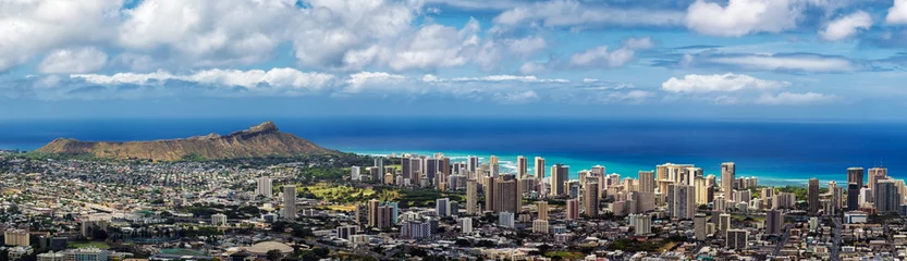 Fototapeten Panoramablick auf die Stadt Honolulu, Waikiki und Diamond Head vom Aussichtspunkt Tantalus © Dmitrii