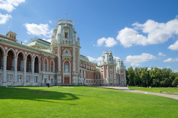 Fototapeta na wymiar Moscow, Russia - August 9, 2017: Grand Palace in Tsaritsyno Park