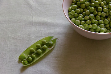 fresh green peas