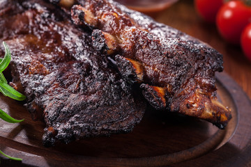 Spicy barbecued pork ribs