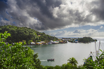 Obraz premium Seaside village of Roatan