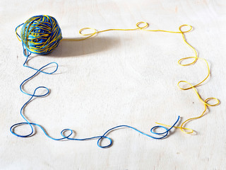 A ball of yarn – framing