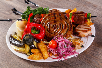Pork and vegetables barbeque
