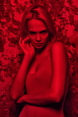 posing in red light