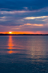 Fototapeta na wymiar Blue Water Sunset