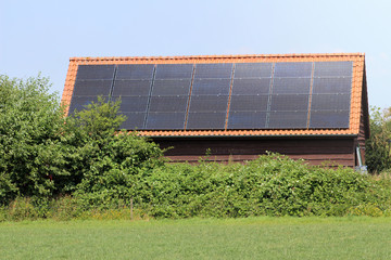 zonnepanelen op schuur