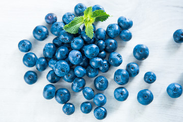 blueberries and mint