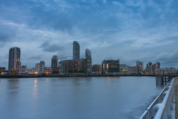 Fototapeta na wymiar Residential buildings in Canary Wharf in London, England.