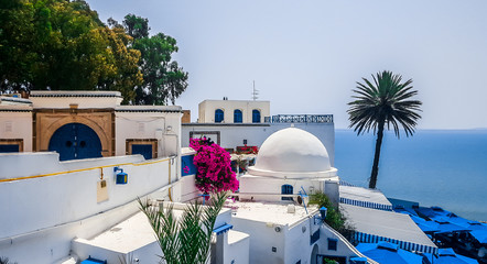 Fototapeta premium Totally blue and white city Sidi Bou Said, Tunisia