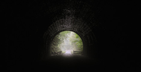 Tunnel