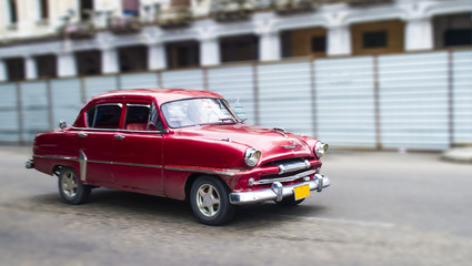 Fototapeta na wymiar Cuban classic taxi