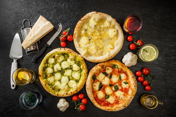 ホームメイドピッツア　Italian home-made pizza