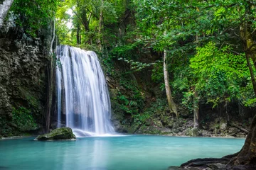 Foto op Plexiglas Erawan waterfall in Thailand National Park © calcassa