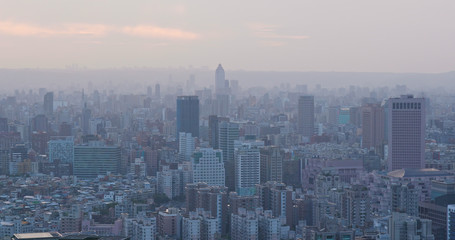 Fototapeta premium Taipei city at sunset time