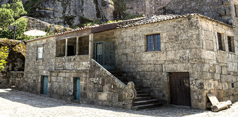 Sortelha – Medieval Stone Houses