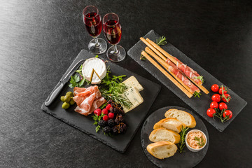 オードブル　Appetizer platter of liquor in Europe are