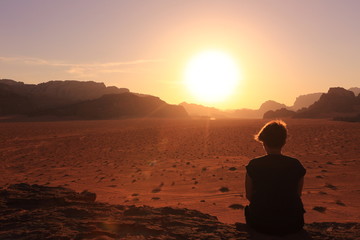 Fototapeta premium Sunset in Wadi Rum Desert, Jordan