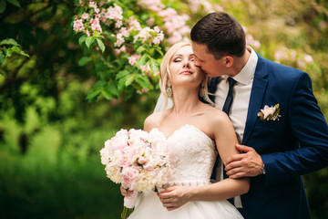 Fantastic wedding couple show their love