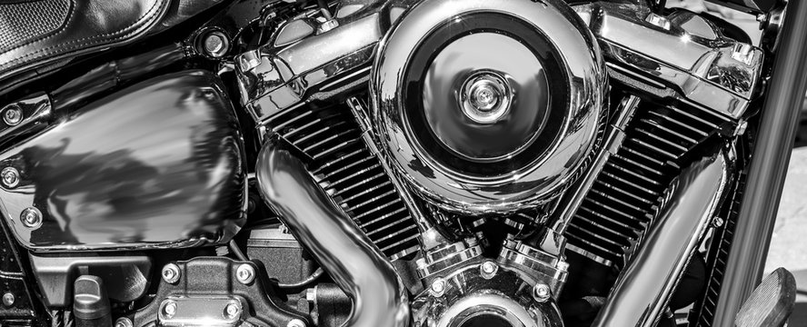 panorama of a shiny motorcycle engine © WeźTylkoSpójrz
