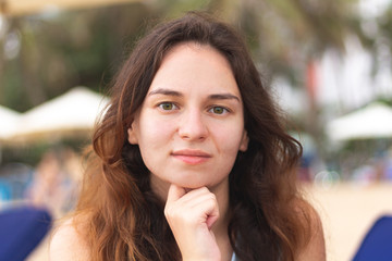 Fototapeta premium Portrait of a girl at the beach