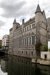 Fototapeta na wymiar the bridge over the canal in Ghent, Belgium