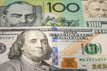 Benjamin Franklin on one hundred dollar banknote, Detail of banknote 100 USD and AUD with face